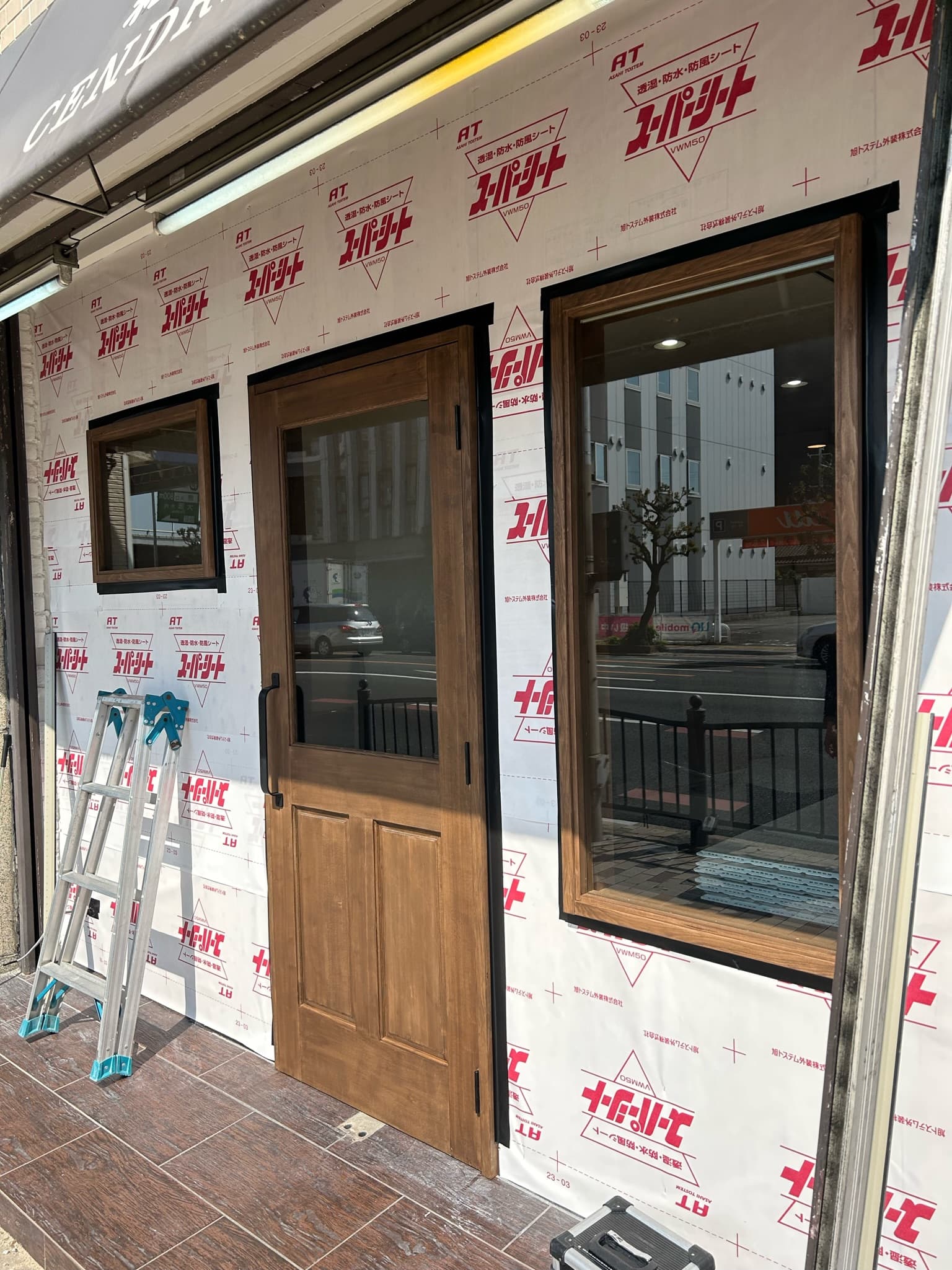 一般住宅の外装リフォーム施工現場